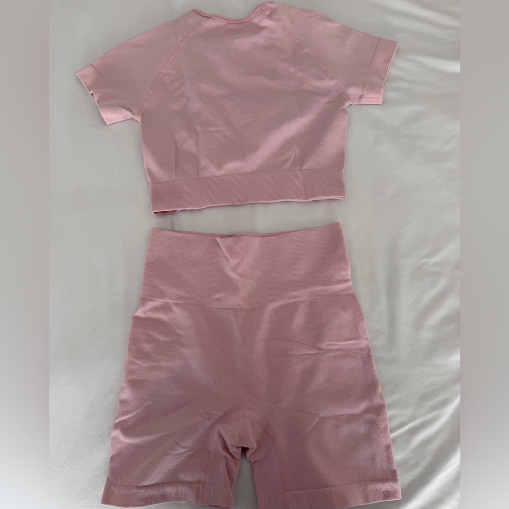 Pink Workout Set - Picture 2 of 4